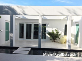 TROPICAL ISLE HOMES SUB 4