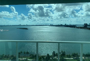 For sale in QUANTUM ON THE BAY CONDO