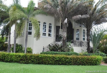 For sale in TROPICAL ISLE HOMES SUB