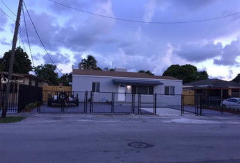 For sale in KENWOOD 1ST ADDN