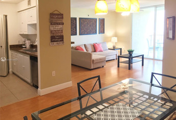 For sale in THE YACHT CLUB AT AVENTUR