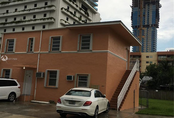 For sale in BANYAN PLACE AMD & EXTENS