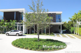 OCEANA KEY BISCAYNE CONDO