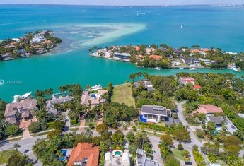 For sale in BISCAYNE KEY ESTATES