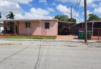 For sale in BLAKE SUB