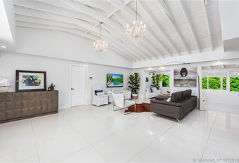 For sale in TROPICAL ISLE HOMES SUB 2