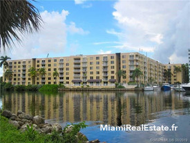 SERENITY ON THE RIVER CON