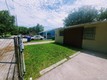 High school pk track, condo for sale in Miami