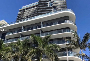 For sale in 3401 MIDTOWN CONDO