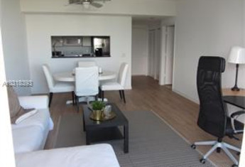 For sale in THE METROPOLITAN CONDO