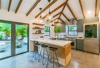 For sale in SHADOWLAWN