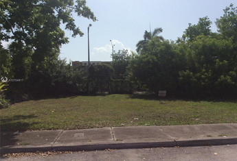 For sale in BUENA VISTA GARDENS