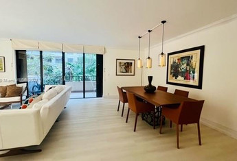 For sale in KEY COLONY CONDO