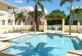 For sale in ROADS END VILLAGE CONDO